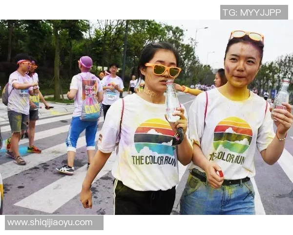 姚明倾情代言蜂蜜广告传递健康理念与自然之美