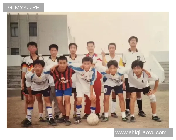 足球明星青春岁月与如今风采的对比照片展示 足球明星青春岁月与如今风采的对比照片展示