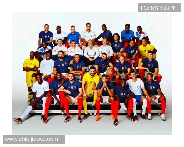 法国足球界的黑人明星球员盘点与成就回顾